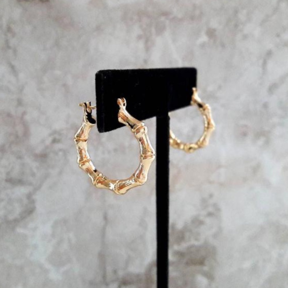 (Brand new) 18k Gold plated hoop earrings